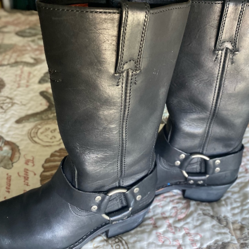 Women’s gently used Harley Davidson Boots